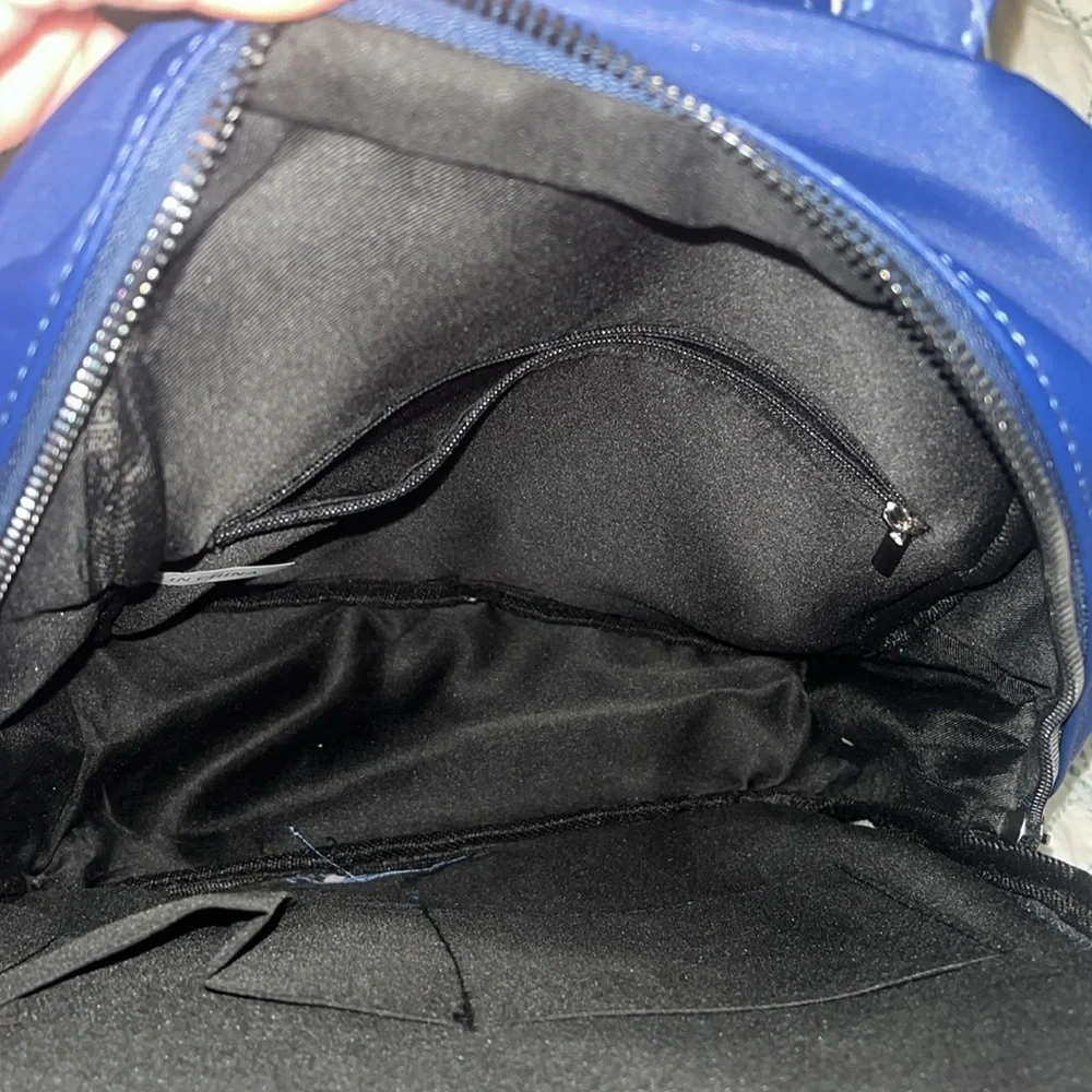 Cobalt Blue Vegan backpack - Picture 4 of 5